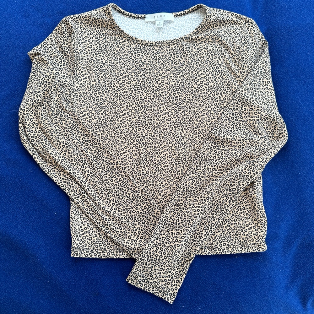 Leopard print top